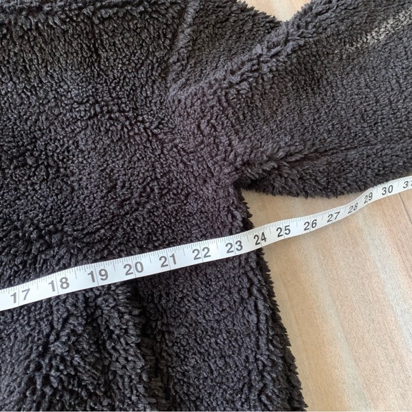 Lululemon cinchable Sherpa fleece full zip jacket black size 10 - Picture 6 of 7